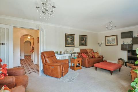 3 bedroom flat for sale, Manor Road, Bournemouth, BH1