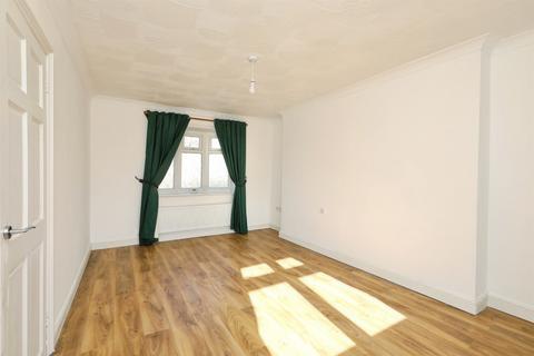 4 bedroom semi-detached house for sale, Riddell Avenue, Langold, Worksop