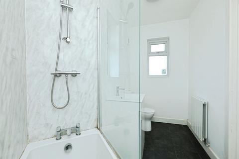 4 bedroom semi-detached house for sale, Riddell Avenue, Langold, Worksop