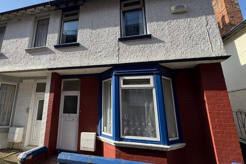 3 bedroom semi-detached house for sale, St. Martins Road, Scarborough