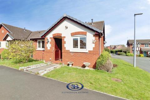 2 bedroom semi-detached bungalow for sale, Brookmere Close, Sandbach