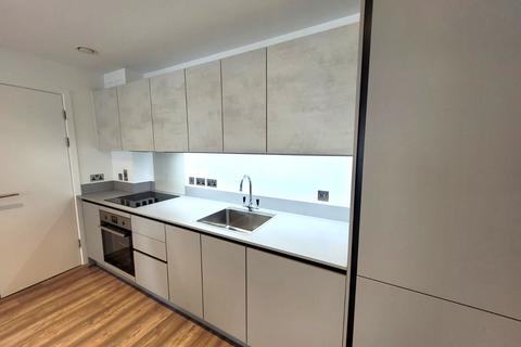 2 bedroom apartment to rent, Herschel Street, Slough, SL1