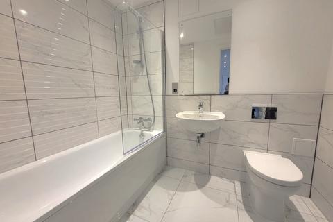 2 bedroom apartment to rent, Herschel Street, Slough, SL1