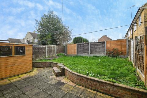 3 bedroom terraced house for sale, Brabourne Avenue, Gillingham