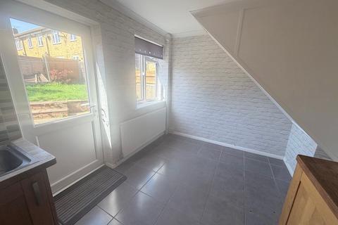 3 bedroom terraced house for sale, Brabourne Avenue, Gillingham