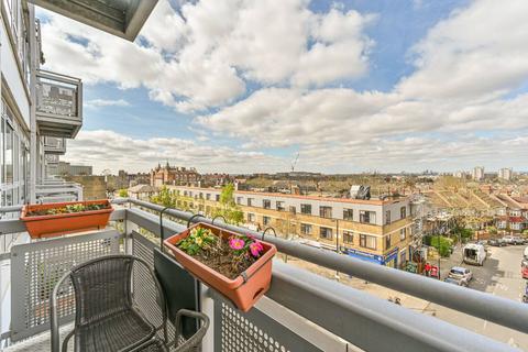 2 bedroom flat for sale, New Park Road, Brixton, London, SW2