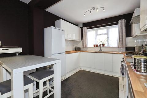 4 bedroom detached house for sale, Comberton Avenue, KIDDERMINSTER, Worcestershire, DY10