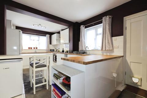 4 bedroom detached house for sale, Comberton Avenue, KIDDERMINSTER, Worcestershire, DY10