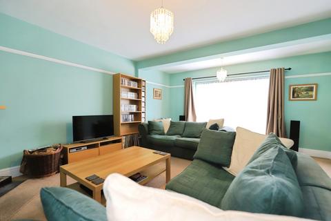 4 bedroom detached house for sale, Comberton Avenue, KIDDERMINSTER, Worcestershire, DY10