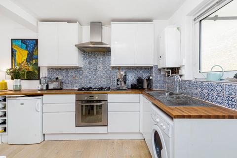 1 bedroom flat for sale, Morgan Court, Battersea High Street, Battersea, SW11
