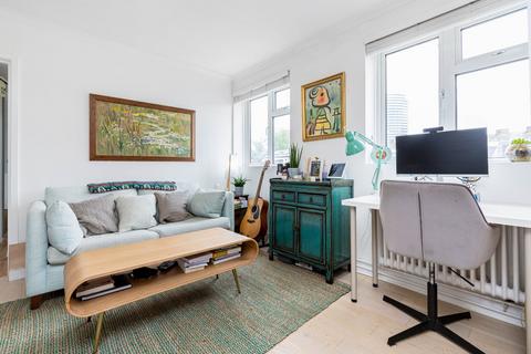 1 bedroom flat for sale, Morgan Court, Battersea High Street, Battersea, SW11