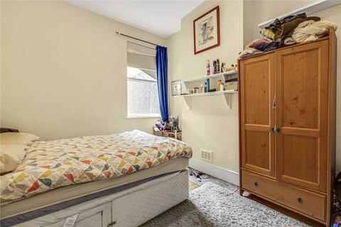 1 bedroom flat for sale, Laitwood Road, London, SW12