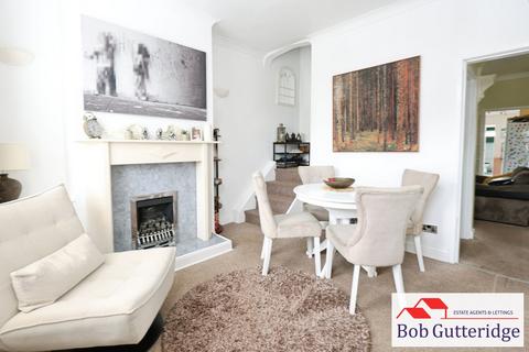 3 bedroom terraced house to rent, Dimsdale View East, Porthill, Newcastle