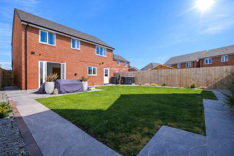 4 bedroom detached house for sale, Evesham Drive, Southport, Merseyside, PR9