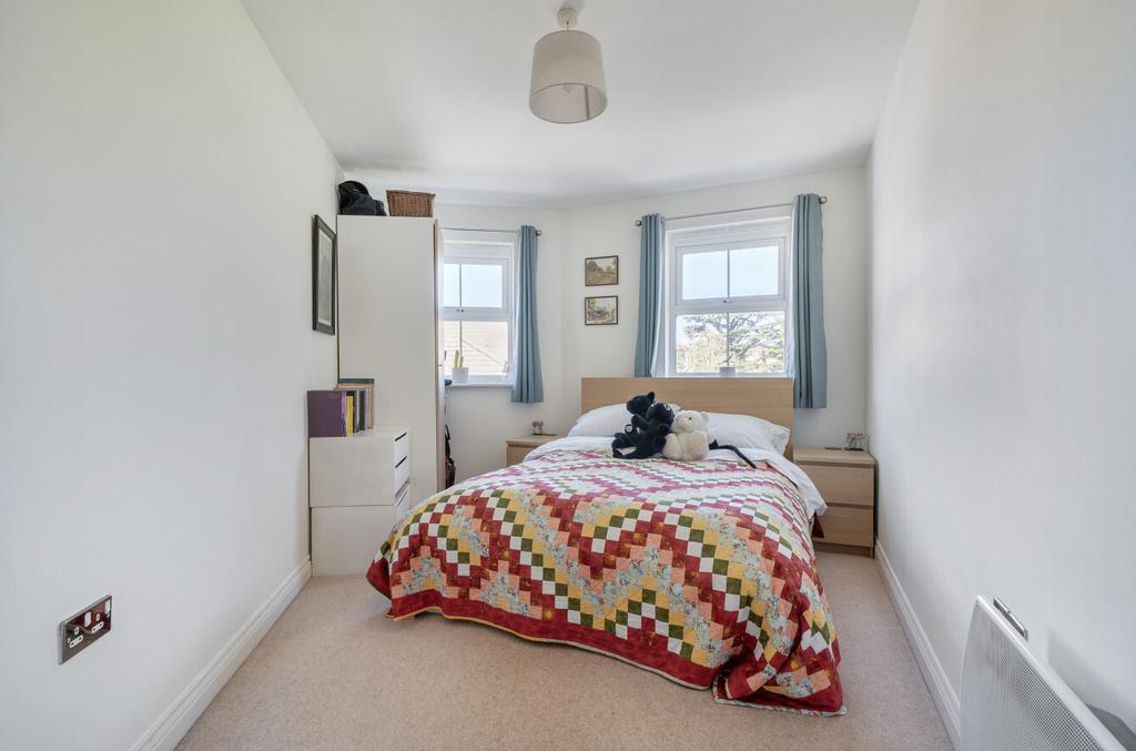 Apartment in Reading, Nores Hill, Shinfield - View 4