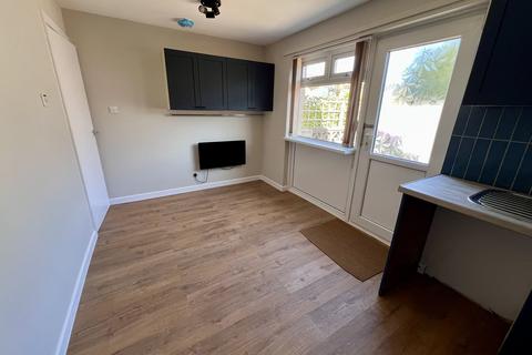 2 bedroom house to rent, Myrddin Court, Carmarthen, Carmarthenshire