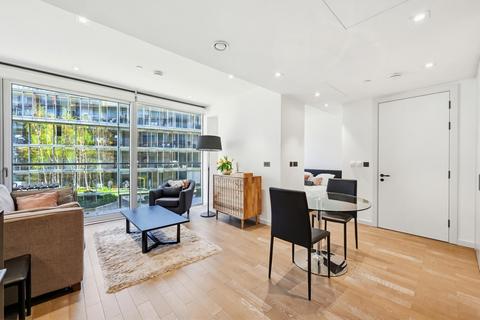 Studio to rent, Faraday House, Battersea Power Station, SW11
