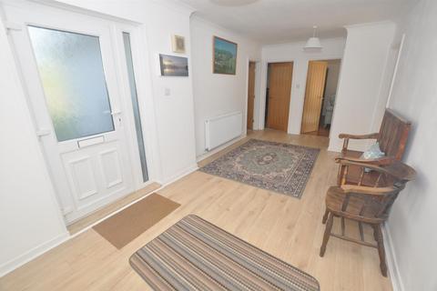 4 bedroom detached bungalow for sale, Broadway, Laugharne
