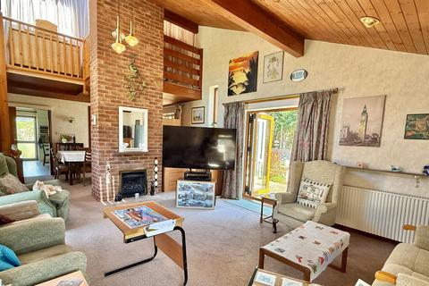 4 bedroom link detached house for sale, Grosvenor Close, Ashley Heath, BH24 2HG