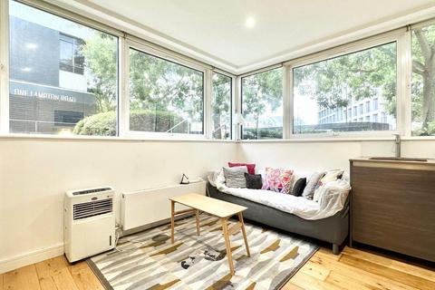 Studio for sale, Lampton Road, Hounslow TW3