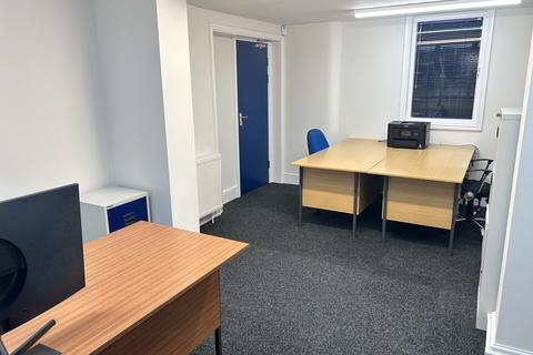 Factory to rent, 65 Balby Rd Doncaster DN4 0RE