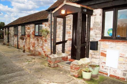 2 bedroom barn conversion to rent, Backwell Common, Bristol BS48