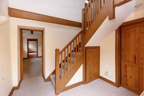2 bedroom barn conversion to rent, Backwell Common, Bristol BS48