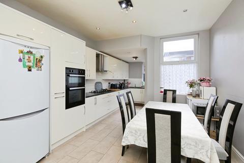 6 bedroom semi-detached house for sale, Burton Road, Derby, Derbyshire, DE23