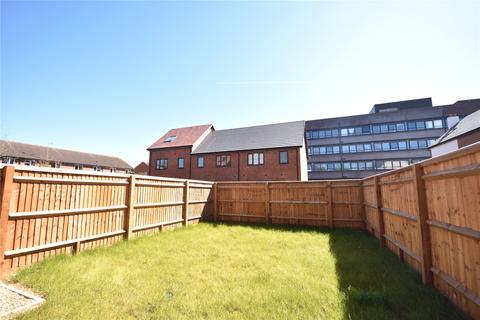 4 bedroom terraced house to rent, Francis Avenue, Buckinghamshire HP21