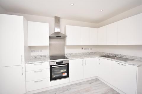 4 bedroom terraced house to rent, Francis Avenue, Buckinghamshire HP21
