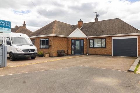 3 bedroom detached house for sale, Forest Rise, Thurnby, LE7