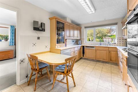 5 bedroom detached house for sale, Pear Tree Avenue, Upper Poppleton, York, YO26 6HH