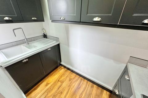 1 bedroom ground floor flat for sale, Muirend Street, Kilbirnie