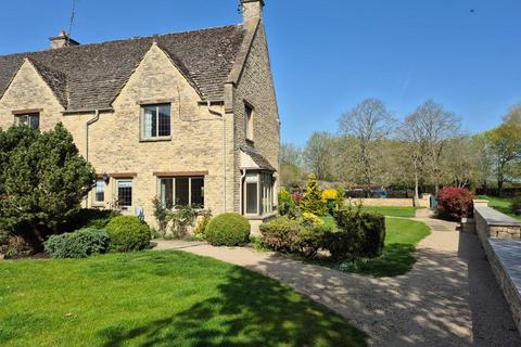2 bedroom retirement property for sale, Station Road, Shipton-Under-Wychwood, Chipping Norton