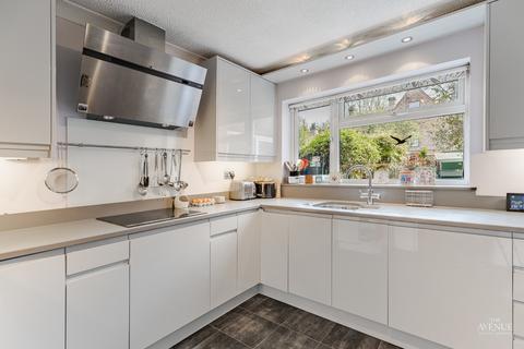 4 bedroom detached house for sale, Church Close, Bassingbourn, Royston, Cambridgeshire