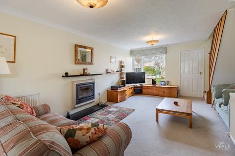 4 bedroom detached house for sale, Church Close, Bassingbourn, Royston, Cambridgeshire