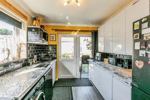 2 bedroom detached bungalow for sale, Tranmere Grove, Bristol