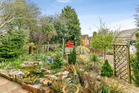2 bedroom detached bungalow for sale, Tranmere Grove, Bristol