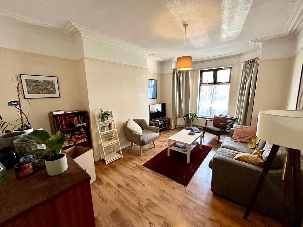 Brantingham Road, Manchester, M21 1 bed apartment to rent - £1,100 pcm ...
