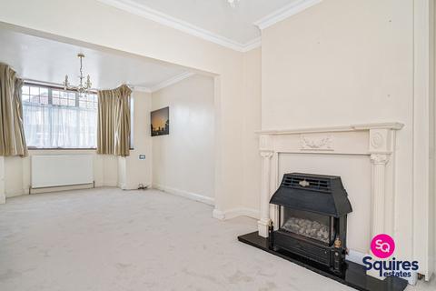 3 bedroom semi-detached house for sale, Oakhampton Road, London, NW7