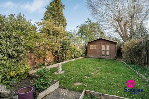 3 bedroom semi-detached house for sale, Oakhampton Road, London, NW7