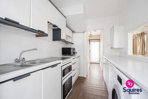 3 bedroom semi-detached house for sale, Oakhampton Road, London, NW7