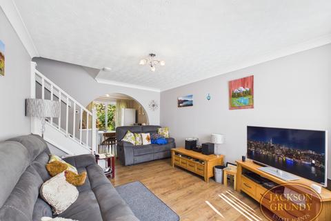 3 bedroom detached house for sale, Ten Pines, Southfields, NN3 5JZ