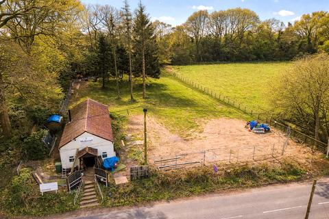 2 bedroom property with land for sale, South Town Road, Medstead, Alton, Hampshire, GU34