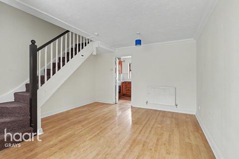 2 bedroom semi-detached house to rent, Bruces Wharf Road, Grays