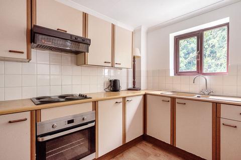 2 bedroom flat for sale, Penny Hill, Collingbourne Ducis, Marlborough, SN8 3HJ