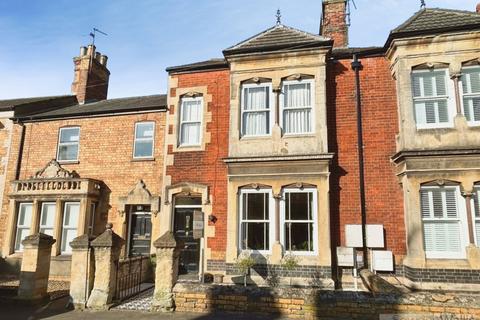 4 bedroom townhouse for sale, Queen Street, Stamford