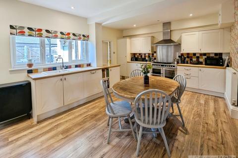 4 bedroom townhouse for sale, Queen Street, Stamford