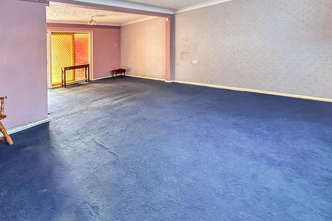 3 bedroom semi-detached house for sale, Markway, Sunbury-on-Thames TW16
