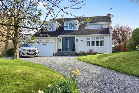 4 bedroom detached house for sale, Howl Lane, Hutton, Driffield